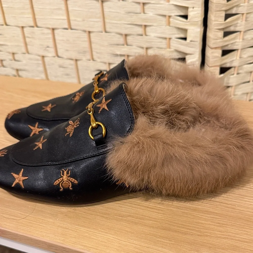 Amazon Black and Brown Fur-Lined Mules - Picture 4 of 8